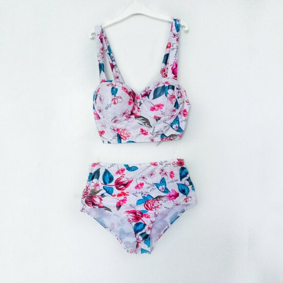 💮2/$40💮 Floral High Waisted Tankini - Picture 4 of 6